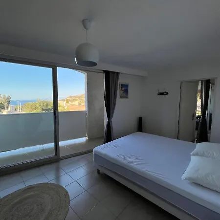 Marine De Sant'ambroggio Appartement