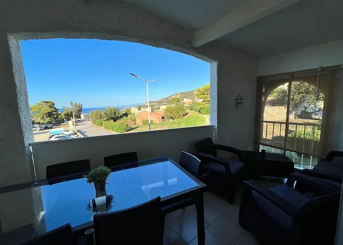 Marine De Sant'ambroggio Lejlighed *