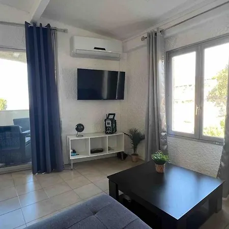 Marine De Sant'ambroggio Apartment