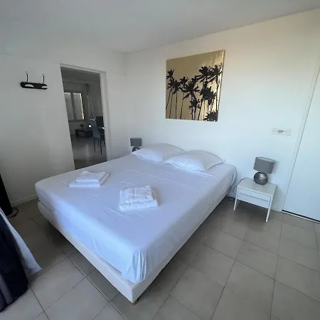 Marine De Sant'ambroggio *