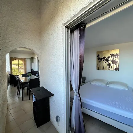 Marine De Sant'ambroggio