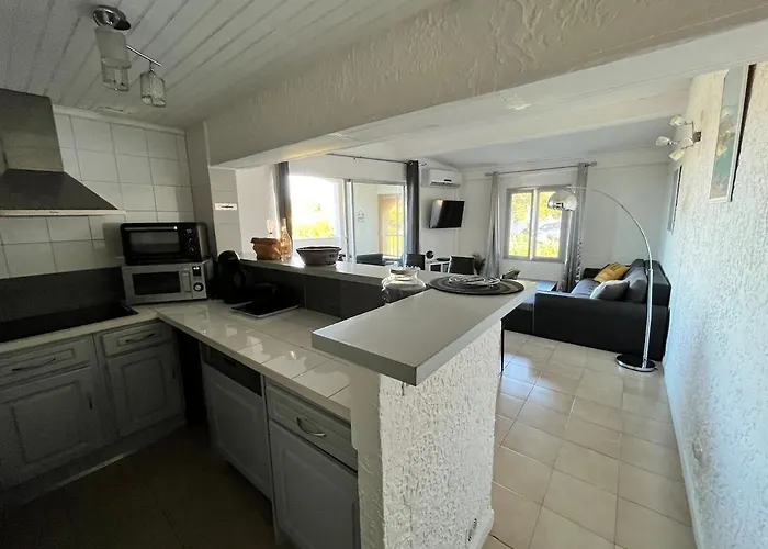 Marine De Sant'ambroggio Apartamento