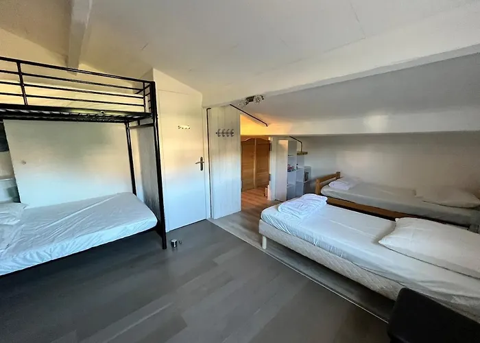 Marine De Sant'ambroggio リュミオ